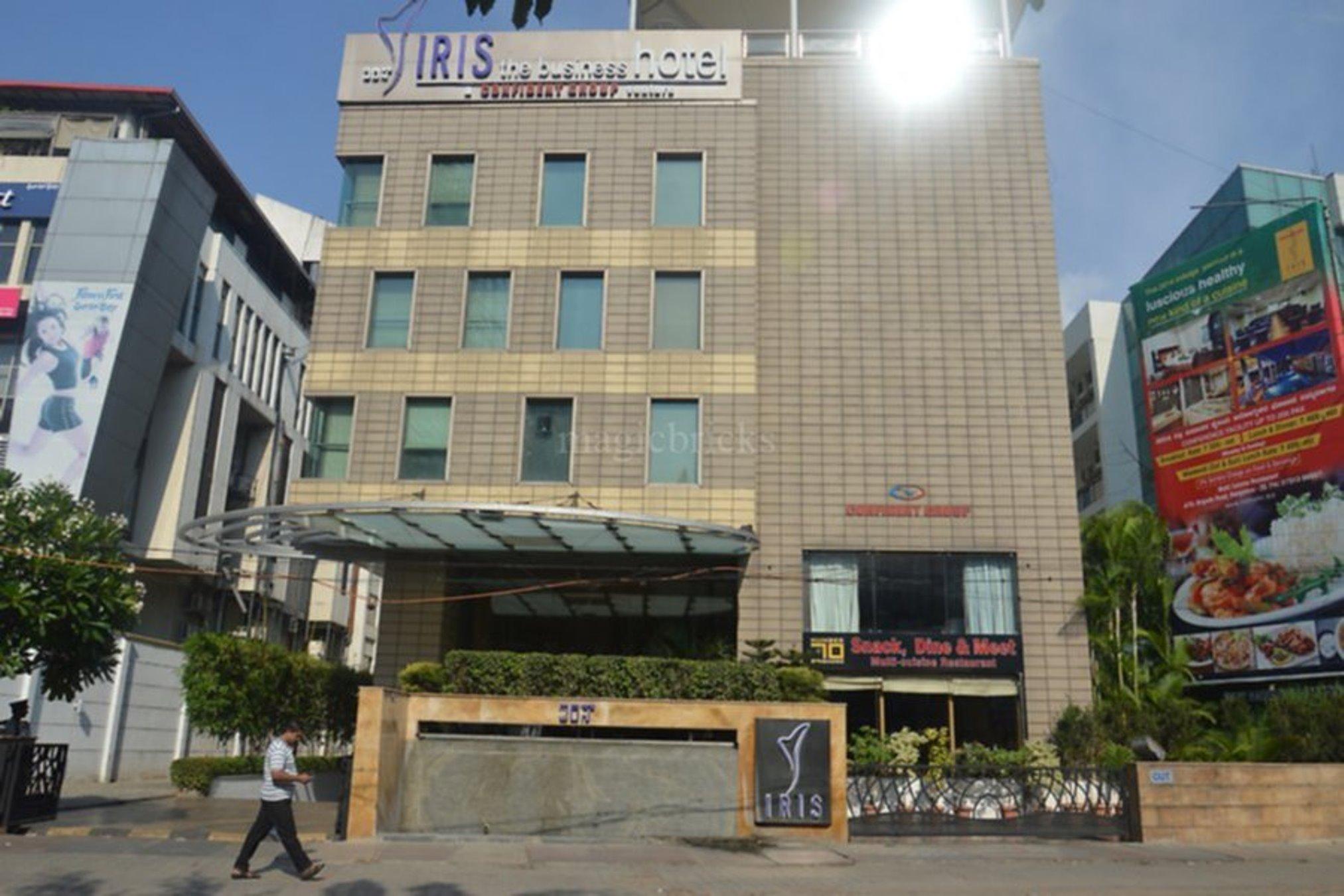 ไอริส เดอะ บิสซิเนส โฮเต็ล แอนด์ สปา Hotel บังกาลอร์ ภายนอก รูปภาพ