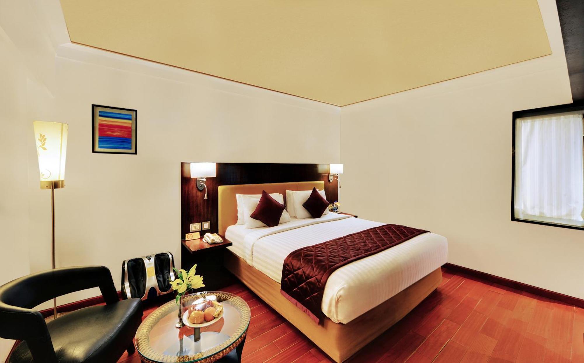 ไอริส เดอะ บิสซิเนส โฮเต็ล แอนด์ สปา Hotel บังกาลอร์ ภายนอก รูปภาพ