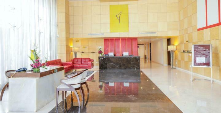 ไอริส เดอะ บิสซิเนส โฮเต็ล แอนด์ สปา Hotel บังกาลอร์ ภายนอก รูปภาพ